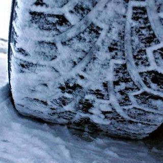 Obbligo di catene a bordo o pneumatici invernali: ecco le strade provinciali interessate nel savonese