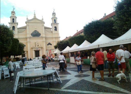 Pietra Ligure: il maltempo non ferma "La Gastronomica" dei record