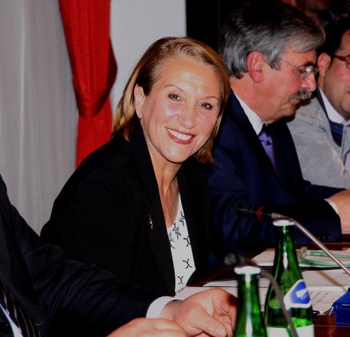 Albenga: il bilancio dei primi 3 mesi di Rosy Guarnieri Albenga: il bilancio dei primi 3 mesi di Rosy Guarnieri