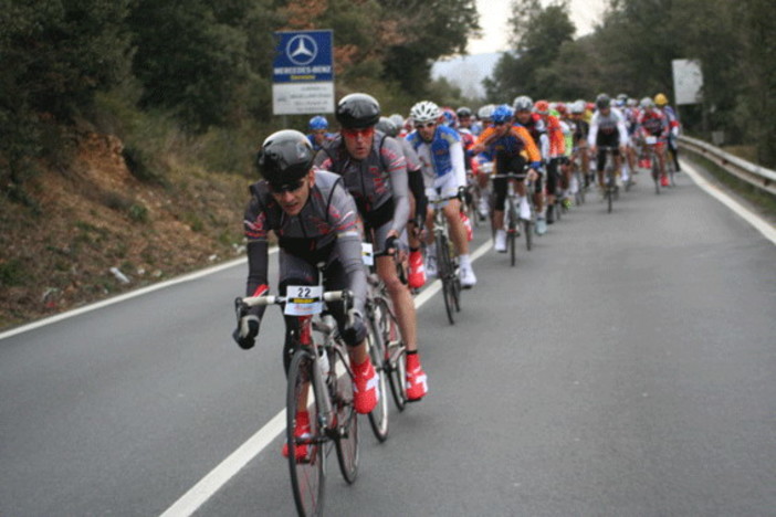 Maltempo, a causa delle pessime previsioni è stata spostata la gran fondo Città di Loano Maltempo, a causa delle pessime previsioni è stata spostata la gran fondo Città di Loano