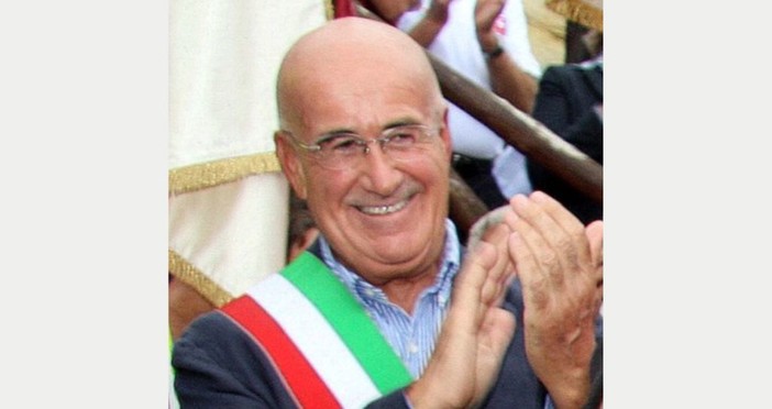 Garlenda, fissati i funerali dell’ex sindaco Giuliano Miele Garlenda, fissati i funerali dell’ex sindaco Giuliano Miele