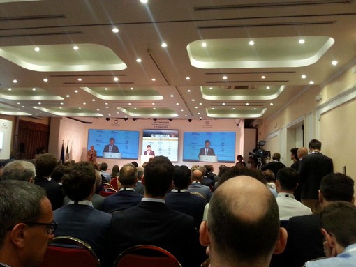 Un italiano su due al voto il 31 maggio, Gay di Confindustria a Santa Margherita:"Hanno perso tutti i partiti,nessuno ha vinto" Un italiano su due al voto il 31 maggio, Gay di Confindustria a Santa Margherita:"Hanno perso tutti i partiti,nessuno ha vinto"