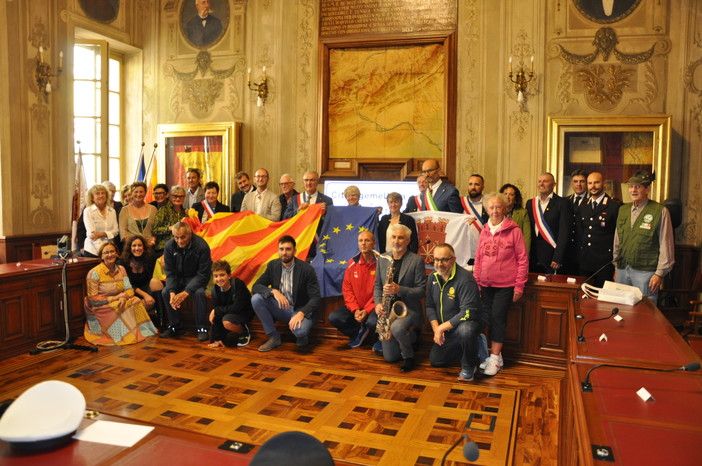 Finale, siglato ufficialmente il gemellaggio con la città francese di Saint-Victoret (FOTO) Finale, siglato ufficialmente il gemellaggio con la città francese di Saint-Victoret (FOTO)