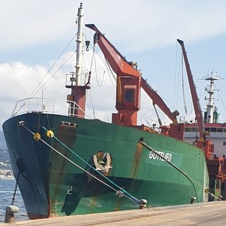 Savona, dalla Capitaneria di Porto via libera alla nave "Gottlied"