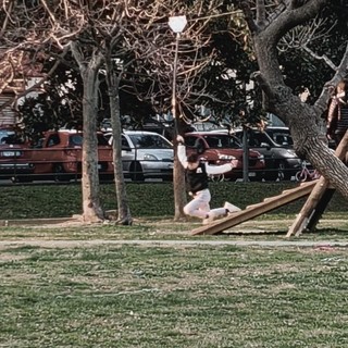 Savona, rimesso il gioco del piattello in Piazza delle Nazioni: era rotto da anni Savona, rimesso il gioco del piattello in Piazza delle Nazioni: era rotto da anni