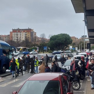 Caos treni, la rabbia di Assoutenti: "Pronti alla denuncia in Procura per interruzione di pubblico servizio"
