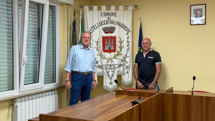Massimino, il sindaco Paoletta a Castelluccio Valmaggiore: in Puglia un confronto sulle sfide dei piccoli Comuni Massimino, il sindaco Paoletta a Castelluccio Valmaggiore: in Puglia un confronto sulle sfide dei piccoli Comuni
