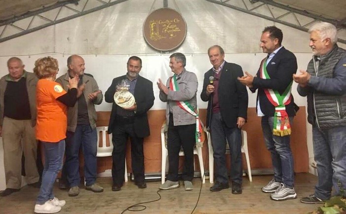 Gemellaggio tra cipolla ripiena di Roccavignale e zucca di Rocchetta di Cengio (FOTO)