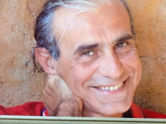 Finale, a soli 58 anni si è spento il maestro di tennis Giorgio Monziani Finale, a soli 58 anni si è spento il maestro di tennis Giorgio Monziani