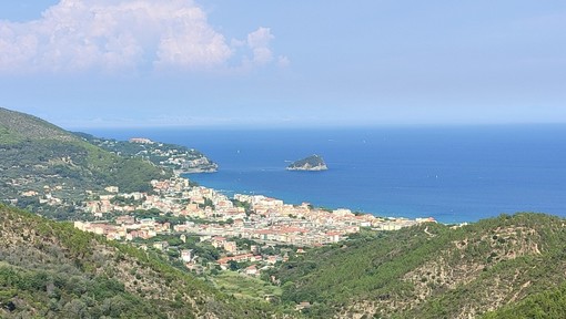 La Lega del Golfo dell'Isola dice no al rigassificatore: "Troppo impattante sul nostro territorio" La Lega del Golfo dell'Isola dice no al rigassificatore: "Troppo impattante sul nostro territorio"