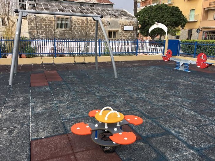 A Ceriale nuovi giochi nei parchi pubblici comunali A Ceriale nuovi giochi nei parchi pubblici comunali