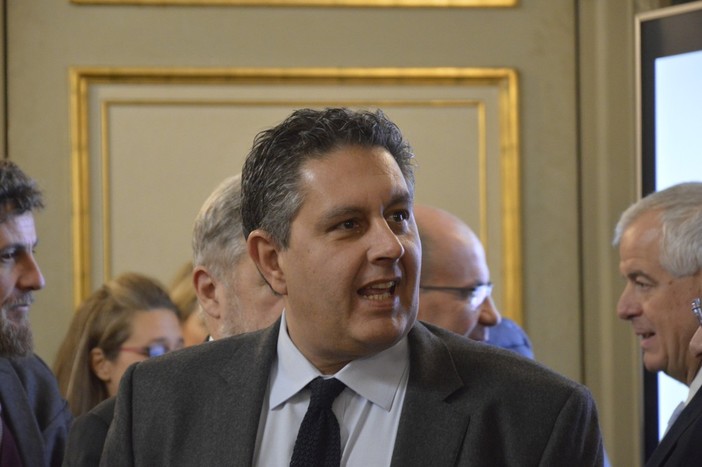 "Change" e i suoi finanziatori nel mirino della Guardia di Finanza, aperta un'inchiesta per finanziamento illecito