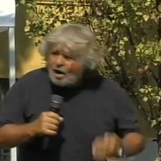 Parma, il ritorno di Beppe Grillo. In diretta streaming il "Dies IREN"