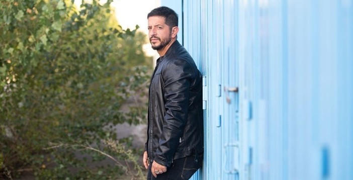 Radio Onda Ligure 101: Giuseppe Anastasi presenta il nuovo singolo "Berlino"