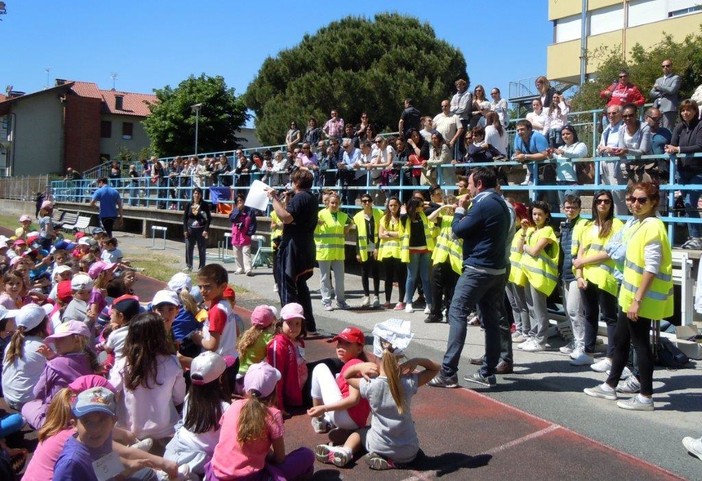 Albisola Superiore, successo per l'incontro di tirocino didattico "Attività motorie e apprendimento di base"
