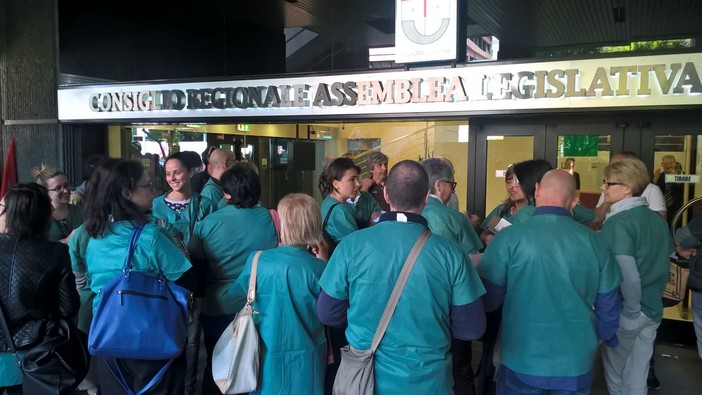 GSL di Albenga: i lavoratori: "Ma non doveva uscire un bando?" GSL di Albenga: i lavoratori: "Ma non doveva uscire un bando?"