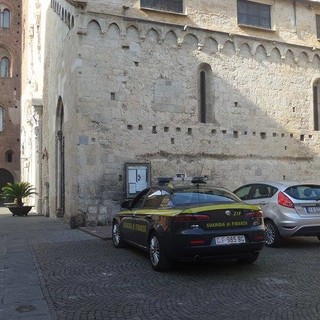 Da don Licciardello alla Caritas, controlli della Guardia di Finanza alla Curia di Albenga Da don Licciardello alla Caritas, controlli della Guardia di Finanza alla Curia di Albenga