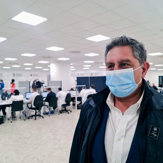 Coronavirus, Toti: “In Liguria il 99% dei ricoverati in terapia intensiva non è vaccinato”