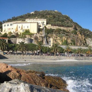 Noli scossa dalla morte di Cristiano Pastorino: l’uomo trovato senza vita vicino al sentiero del Vescovado