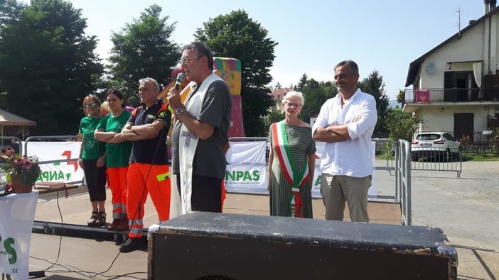 Gemellaggio tra la Croce Verde di Bardineto e la Croce Verde di Murialdo Gemellaggio tra la Croce Verde di Bardineto e la Croce Verde di Murialdo
