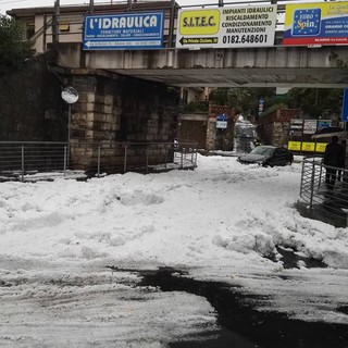 Violenta grandinata nel ponente savonese, forti difficoltà ad Alassio (FOTO e VIDEO)