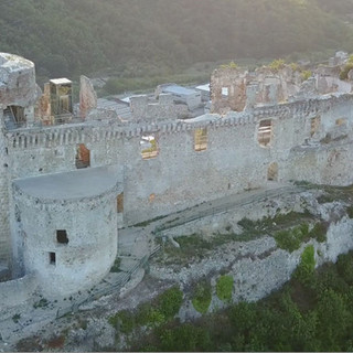 Finale Ligure, domenica 11 novembre visita guidata a Castel Govone