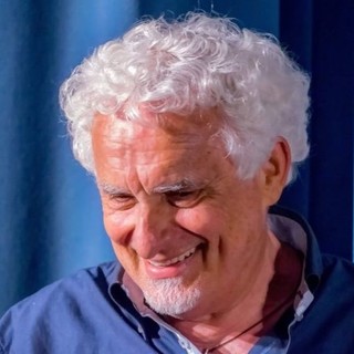 Albenga, premio Cultura a Gino Rapa, il vicesindaco: “Lo candidiamo all’Emys Award”. Il professore: “Sono solo un abile divulgatore” Albenga, premio Cultura a Gino Rapa, il vicesindaco: “Lo candidiamo all’Emys Award”. Il professore: “Sono solo un abile divulgatore”