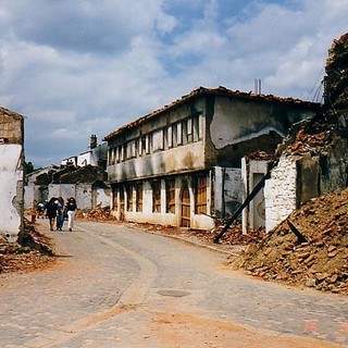 Ciangherotti propone la medaglia d'oro per Danise, Osservatorio sull'Uranio impoverito: "Stufi di atteggiamenti squallidi politici, uccidono due volte i nostri ragazzi"