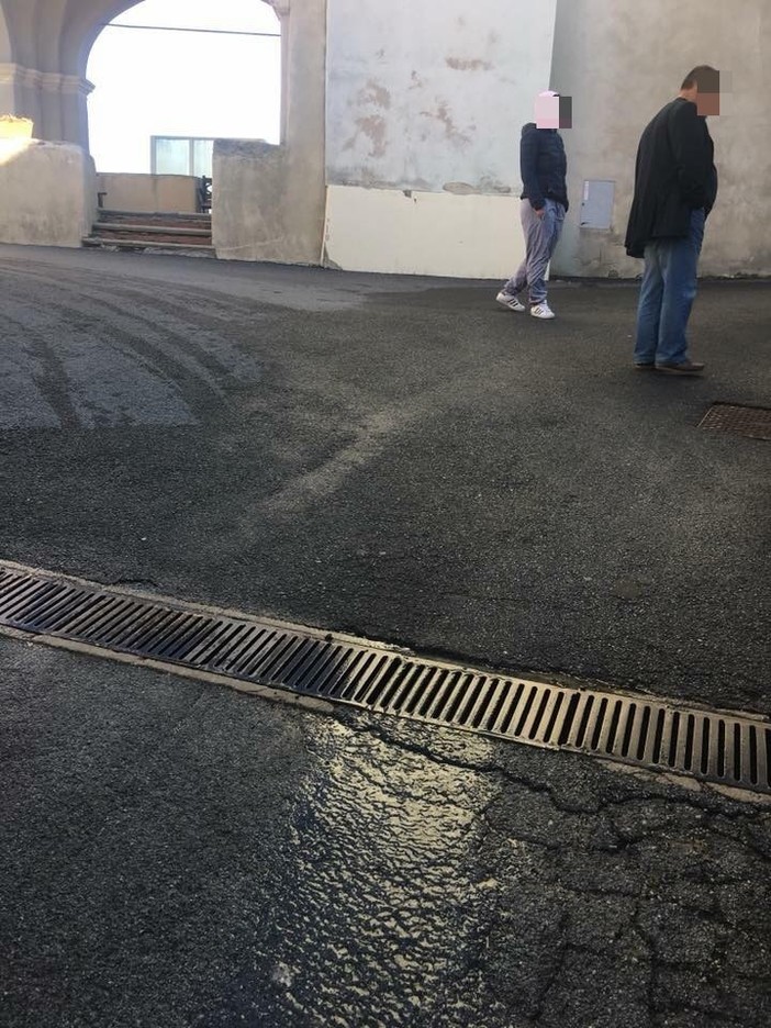 Roccavignale, guasto all'acquedotto. Il sindaco: "Attendiamo la squadra per la riparazione"