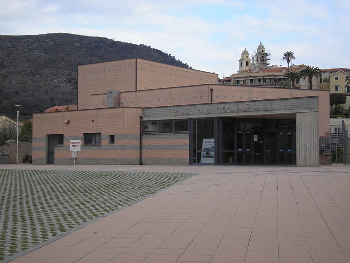 Il Barone Rampante lascia la gestione del Gassman di Borgio:"Difficoltà di programmazione e spese di gestione della struttura"