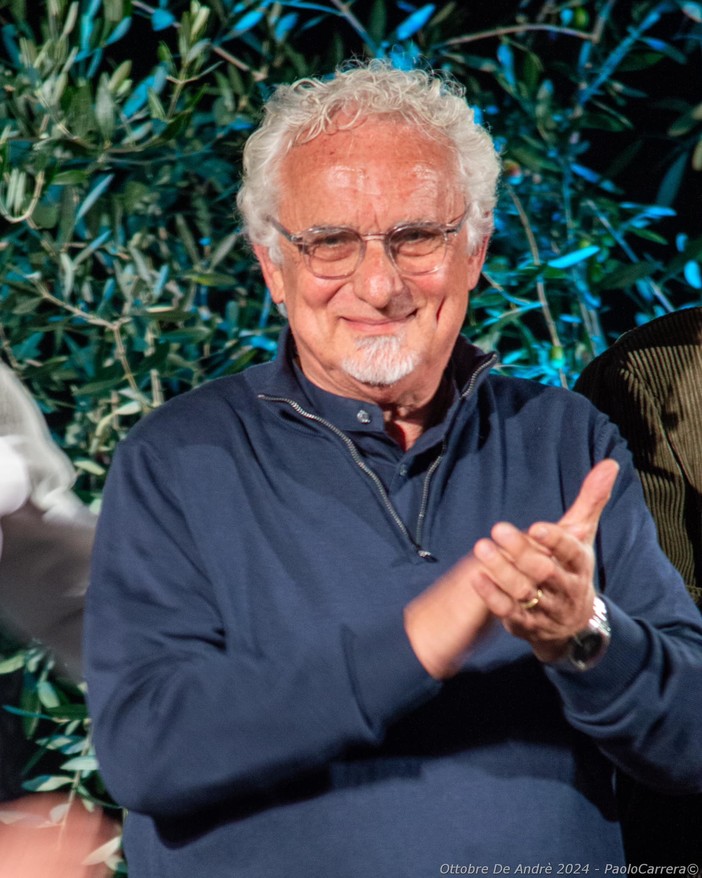 “Frazioni in cerca d’autore”: Gino Rapa e le sue curiosità linguistiche a Stellanello “Frazioni in cerca d’autore”: Gino Rapa e le sue curiosità linguistiche a Stellanello