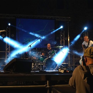 Anche Savona partecipa all'Alemante Festival: i Groove Monkey aprono lo show benefico Genovese Anche Savona partecipa all'Alemante Festival: i Groove Monkey aprono lo show benefico Genovese