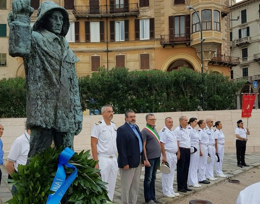 Giornata dei marinai scomparsi in mare, Vaccarezza: "Questi sono gli eroi da celebrare"
