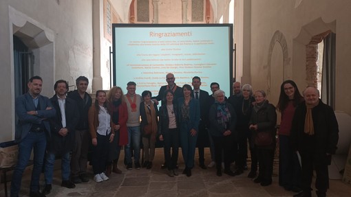 Cerimonia di premiazione per il premio letterario "Il gigante delle Langhe" a Cortemilia Cerimonia di premiazione per il premio letterario "Il gigante delle Langhe" a Cortemilia