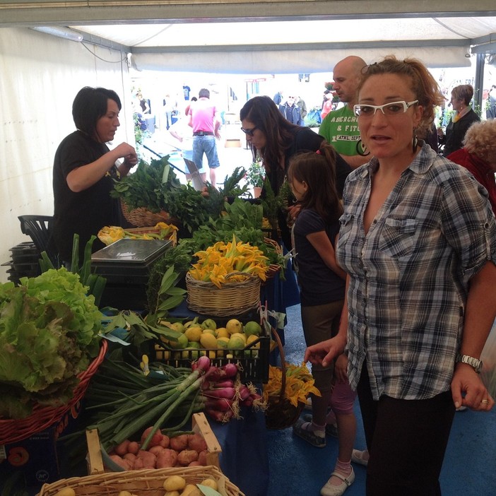 Andora: torna Hortus in fabula, mercatino in riva al mare con i prodotti a km zero