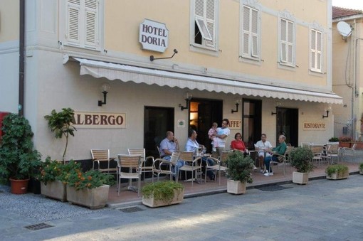 Varazze, da settembre chiuderà lo storico Hotel Doria: per 9 mesi sarà un bed and breakfast Varazze, da settembre chiuderà lo storico Hotel Doria: per 9 mesi sarà un bed and breakfast