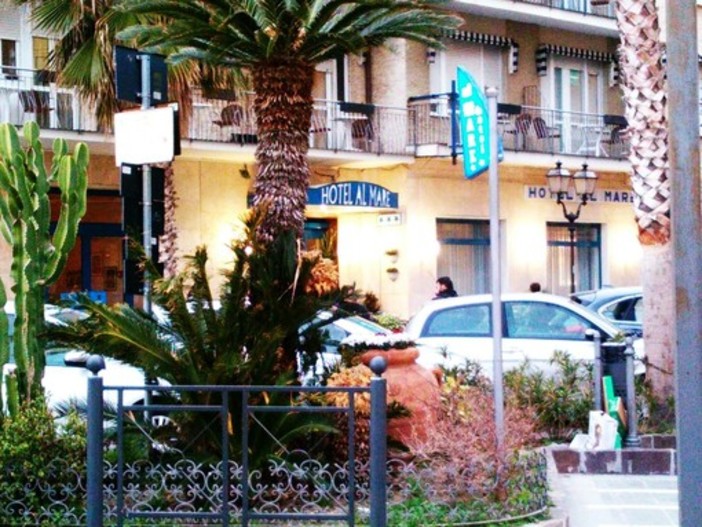 Coronavirus ad Alassio: altre tre persone trasportate in ospedale con lievi sintomi