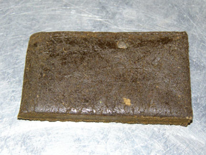 Savona: hashish nel passeggino, arrestati patteggiano