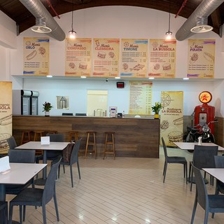 Tutto pronto per l'apertura dell'Hamburgeria "La Bussola" al Molo 8.44 (FOTO E VIDEO)