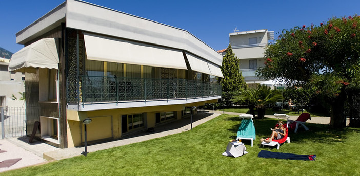 Loano, Hotel Villa Teresa: gentilezza, cortesia e ottima cucina Loano, Hotel Villa Teresa: gentilezza, cortesia e ottima cucina