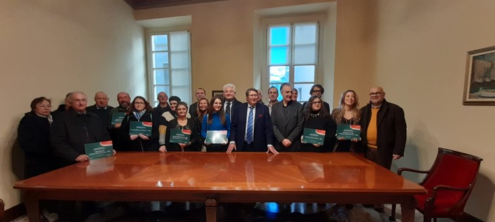 La Camera di Commercio premia le imprese ultracentenarie (FOTO) La Camera di Commercio premia le imprese ultracentenarie (FOTO)