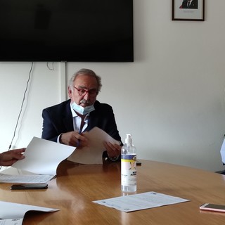 Pietra Ligure, presentati i lavori pubblici in programma nei prossimi mesi. De Vincenzi: "Un segnale di attenzione al territorio" (VIDEO)