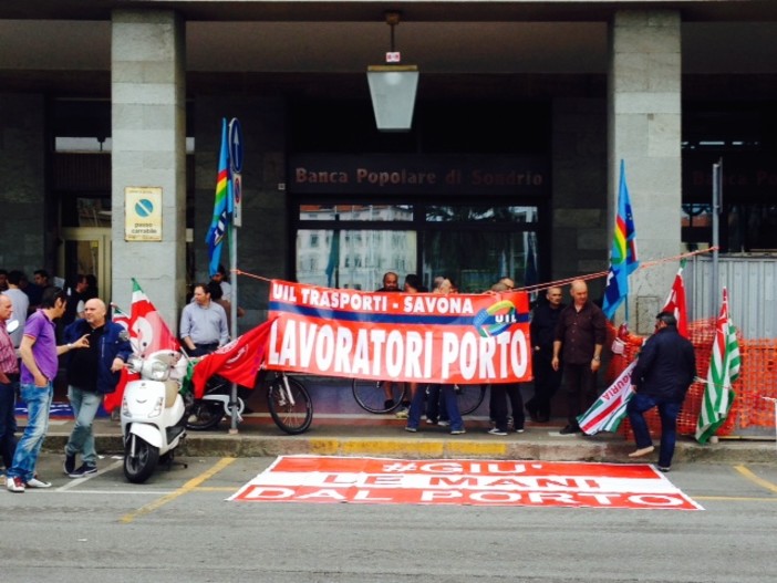 Reefer Terminal, entro fine giugno accordo sui corsi di formazione, i sindacati: "Vogliamo garanzie"