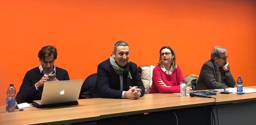 Iacobucci incontra i giovani: "Sarò dalla parte vostra per migliorare la scuola, la formazione e creare opportunità di lavoro" Iacobucci incontra i giovani: "Sarò dalla parte vostra per migliorare la scuola, la formazione e creare opportunità di lavoro"