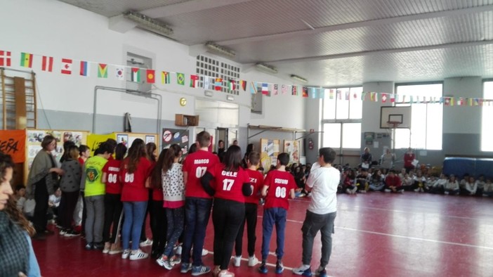 Millesimo, l’Istituto Comprensivo ha celebrato la XXIV Giornata della Memoria e dell’Impegno in ricordo delle vittime innocenti delle mafie