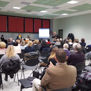 Albenga, successo di pubblico per l’incontro sullo stalking