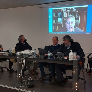 Savona, i moderati si riuniscono in Provincia. Toti: "Vogliamo allargare più possibile le coalizioni, noi siamo sul lato sinistro del centrodestra" (FOTO)