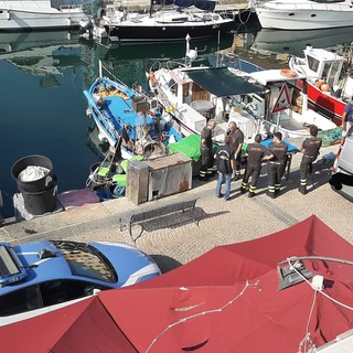 Savona, cade all'interno del porto: deceduto un anziano pescatore