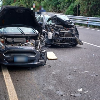Savona, incidente stradale in via Bonini: soccorsi mobilitati (FOTO)