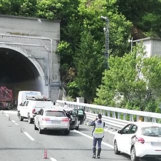 Tamponamento multiplo sulla A6 tra Altare e Savona nei pressi di un restringimento di carreggiata
